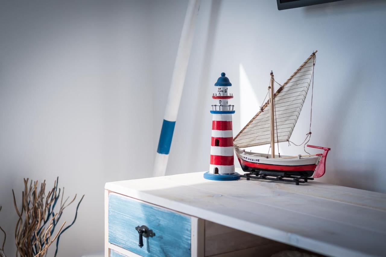 Home2Book Sea Front Attic Las Galletas Kültér fotó